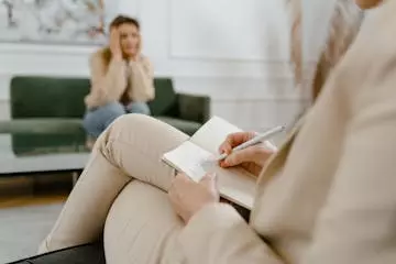 EmancipaciÓn juvenil: beneficios y necesidades.